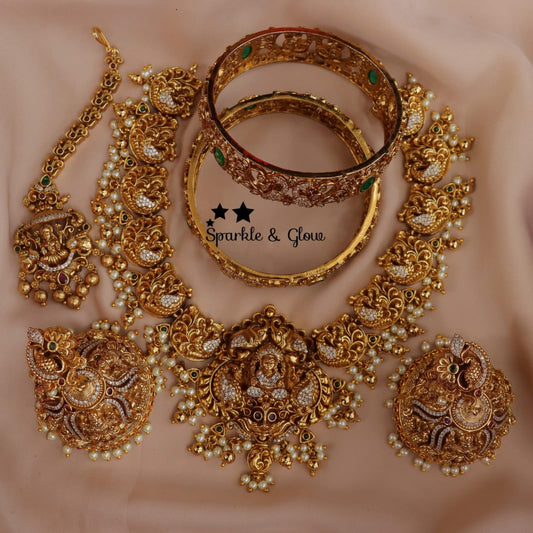 Women Art Present Golden Glow Combo With Bangles Free